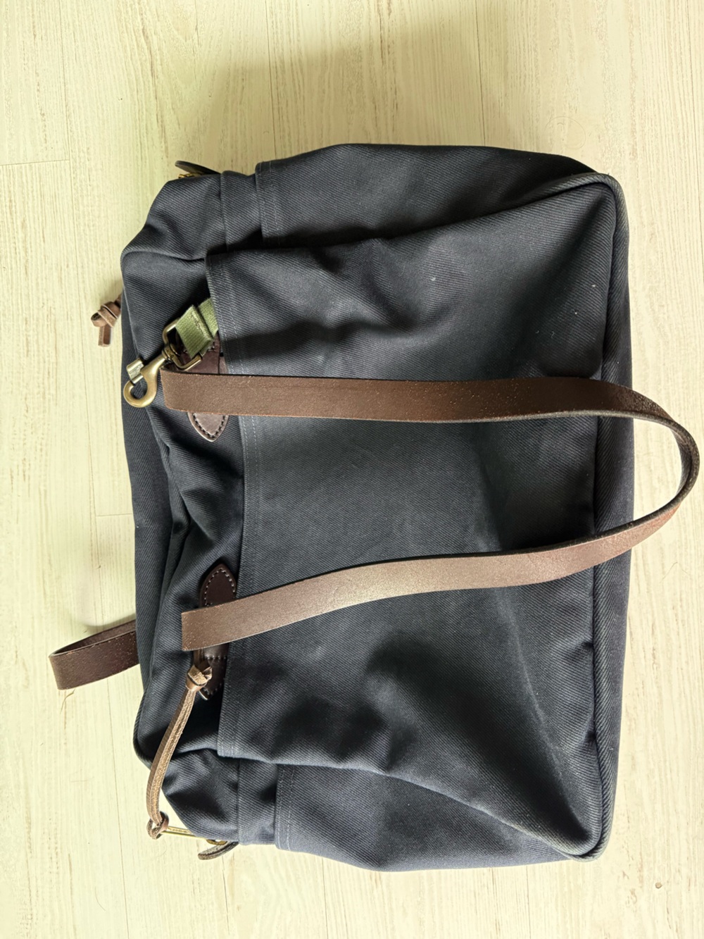 Filson Rugged Twill Zipper Tote Laptop Gym Bag Navy Made in USA Unisex Key Clip - Picture 12 of 16